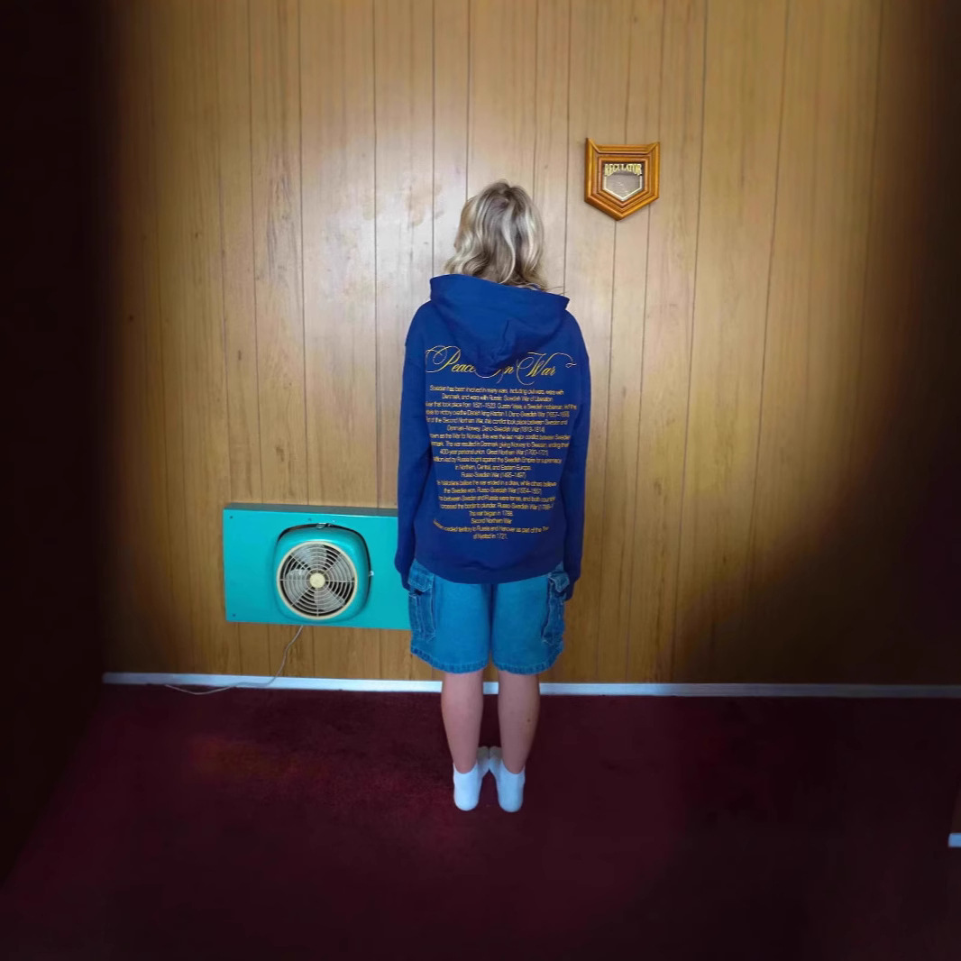 Men's Hoodies Luxurious Design Grunge Hip Hop Streetwear Sweatshirt Music Enthusiast Women Tops Harajuku Casual Sweden Goth Oversized Hoodie Men 