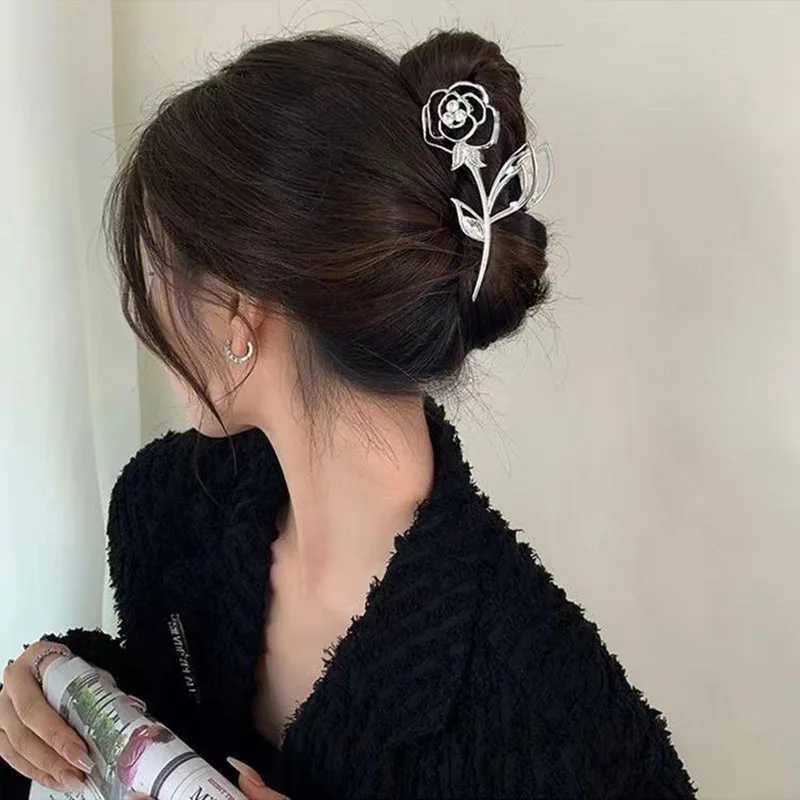 Woman Large Metal Rose Floral Leaf Hair Claw Crab Ladies Barrettes Hairgrip Girls Hair Clips Hairpins Headwear Accessories Gifts Z250707
