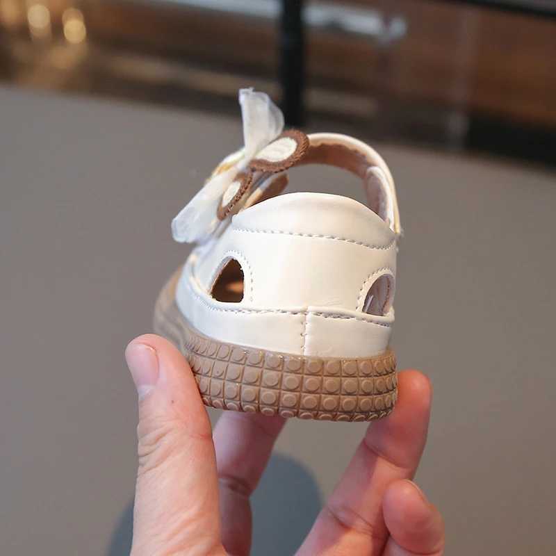 2025 High Quality Childrens Rabbit Ear Tulle Embroidered Outdoor Summer Double Strap Flat Cute Kids Sandals R250707