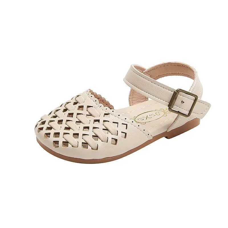 Childrens Toes Capped Sandals Girls Knitted Hollow Princess Shoes 2025 Summer New Anti Kick Soft Sole Casual Walking Shoes R250707