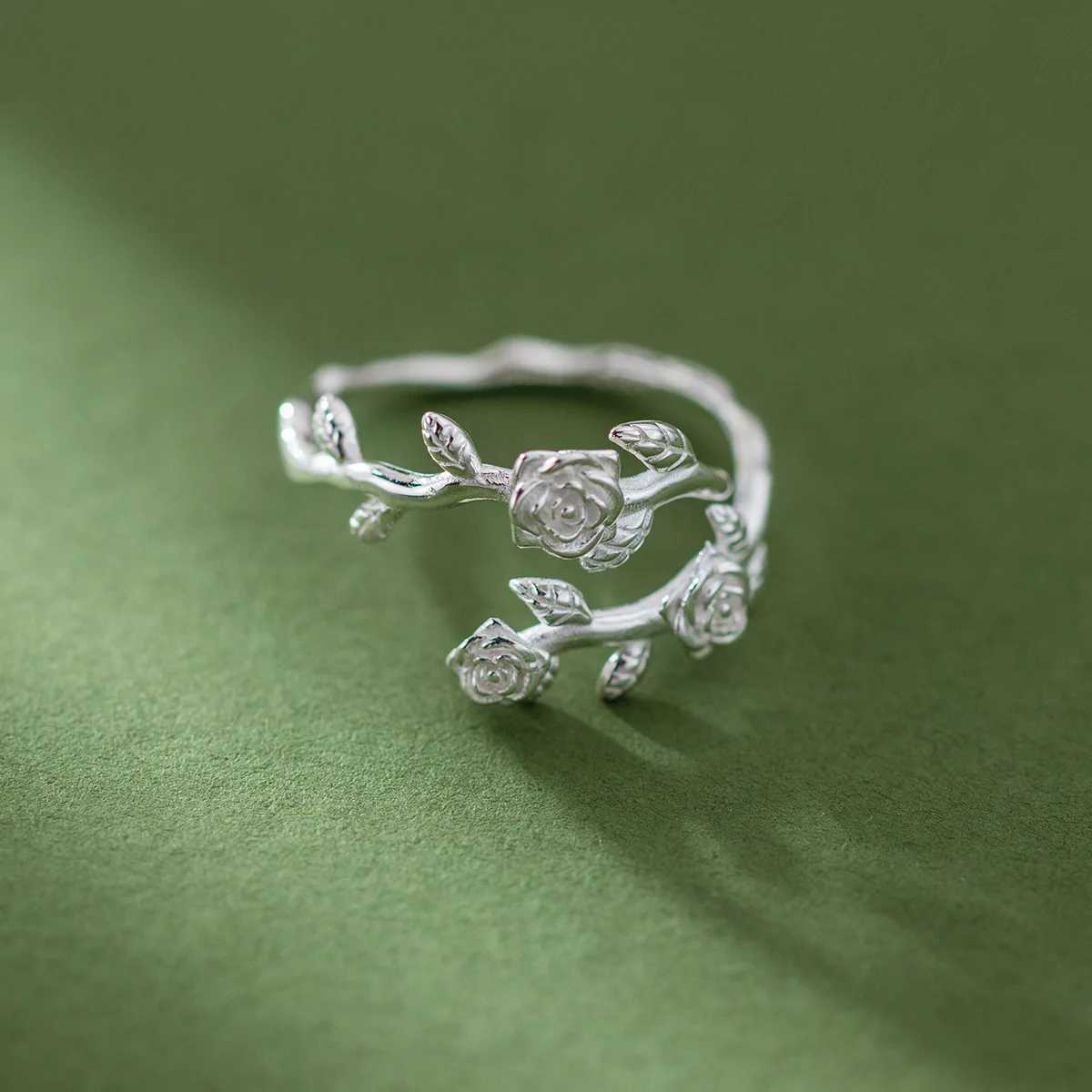925 Sterling Silver Roses Branch. Adjustable Rings For Women Engagement Wedding Female Luxury Jewelry Accessories Jewellery XJ250707