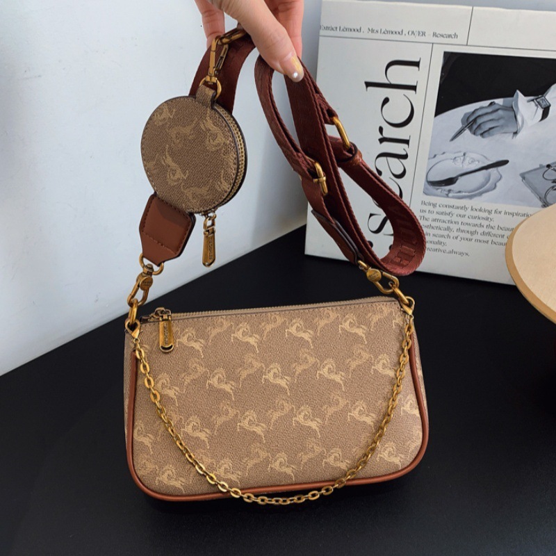 Designer Printed Large Capacity Underarm 2025 New Korean Version Envelope Trendy Shoulder Crossbody Light Luxury Women's Bag