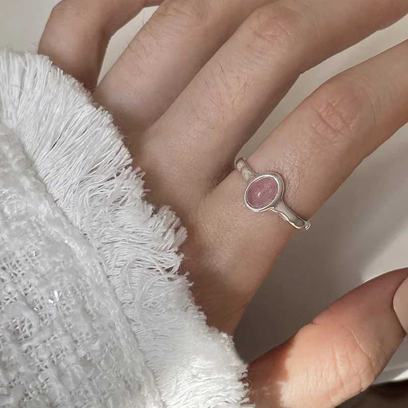 925 Sterling Silver Simple Retro Pink Stone Rings For Women Geometric Fashion Simple Open Handmade Allergy Party Jewelry Gift XJ250707