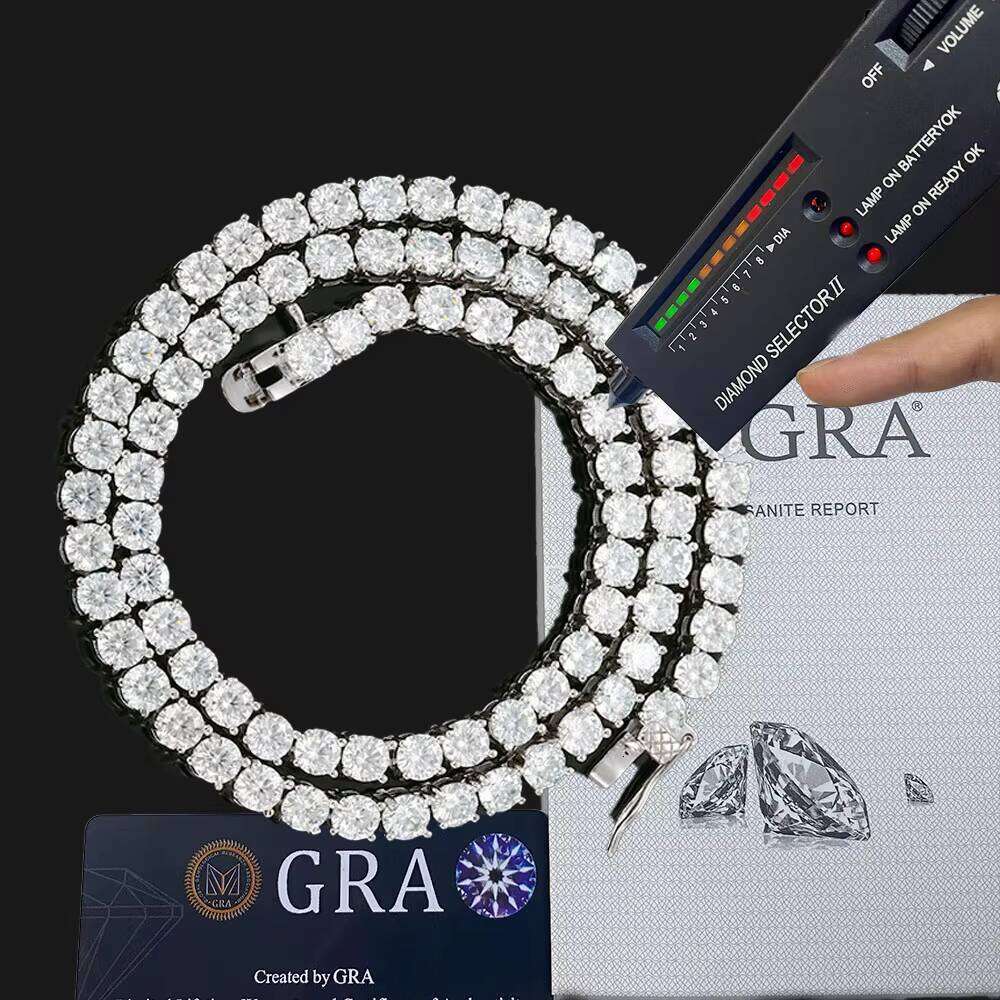 Hip-Hop Sier Glow Stone Tennis Chain White Gold Iced Bracelet Necklace Men and Women Boutique Jewelry Set
