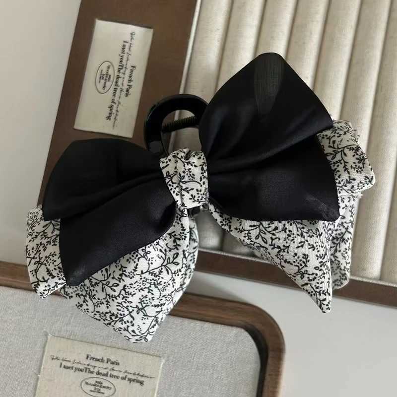 1pc Korean style temperament cashew nuts broken flowers bow grab clip hair clip shark clip Western style hair clip Z250707