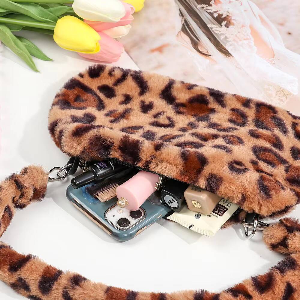 New Womens Casual Animal Print Leopard Plush Lady Shoulder Underarm Female Messenger Bag Crossbody Bags ddmynov