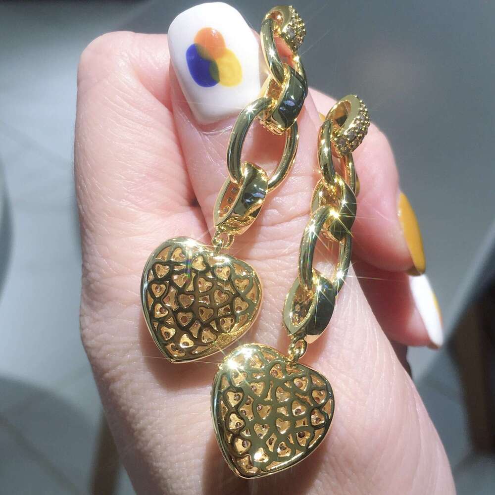 Heart-Shaped With Inlaid Dias, Gold Hollow Heart Pendant Necklace For Women E82