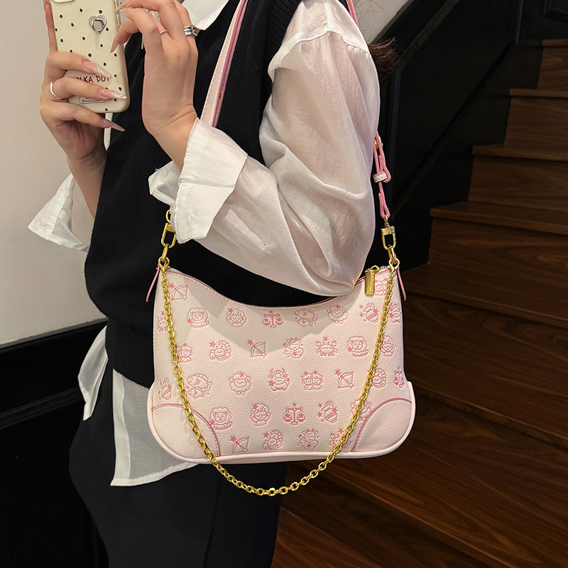 Designer High-End Feel for Women 2025 New Korean Style Horn Vintage Underarm Versatile Fashion Elegant Shoulder Crossbody Light Luxury Women's Ba