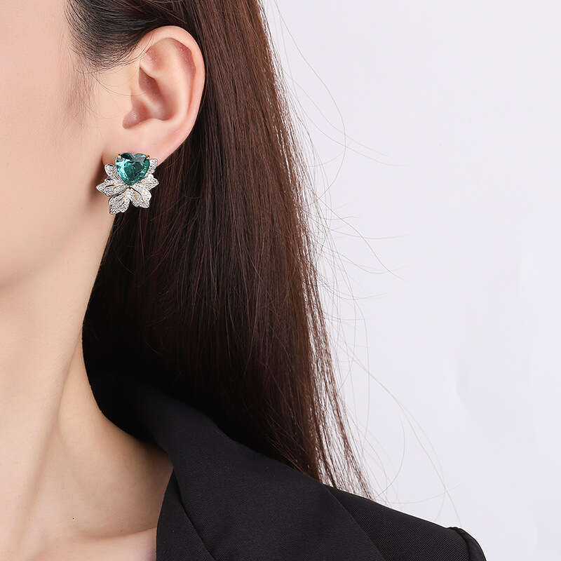 New Jewelry Earrings S Sier Needle Pink Maple Leaf Light High-End Feel Women's Style Ddb