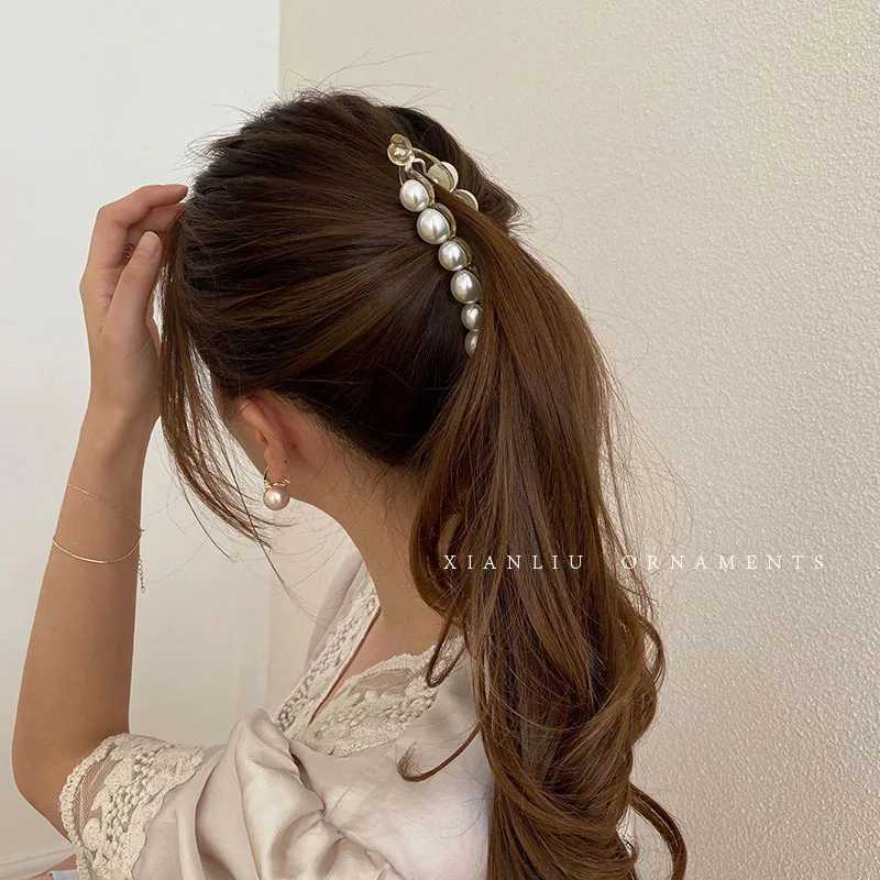 Temperament Korean word clip headdress ins pearl banana clip vertical clip ponytail hairpin simple style hair accessories Y250707
