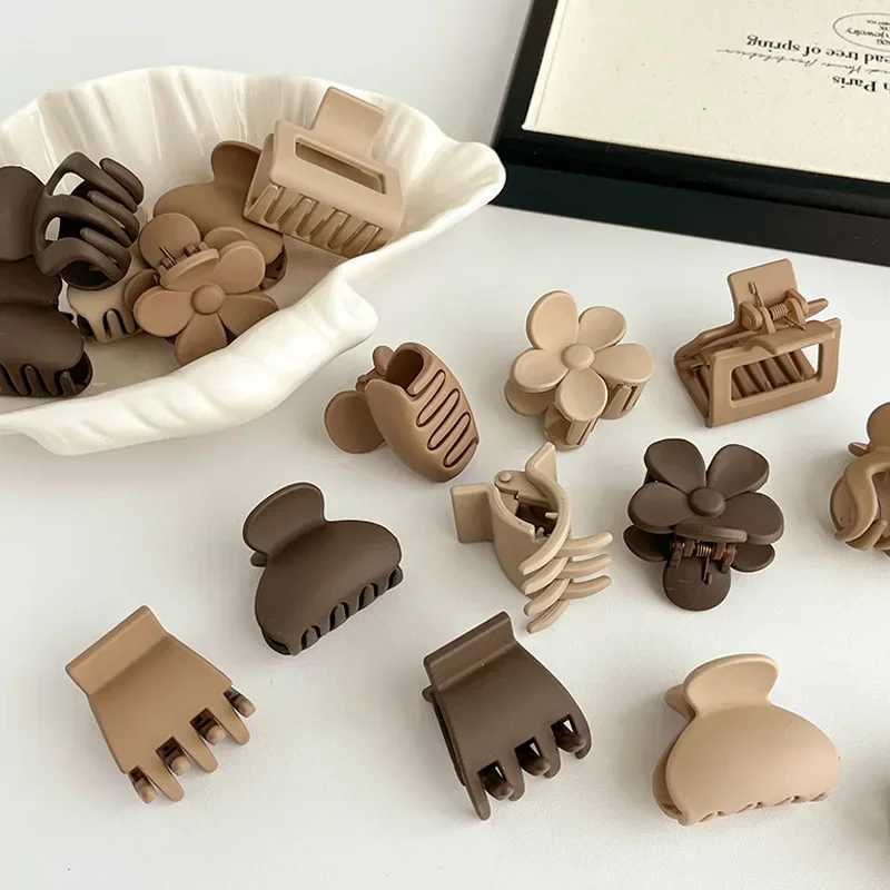 3pcs/set Coffee Color Small Hair Claw Frosted Geometric Simple Hairpin Hair Clip Barrettes for Women and Girls Hair Accessories Headwear Y250707