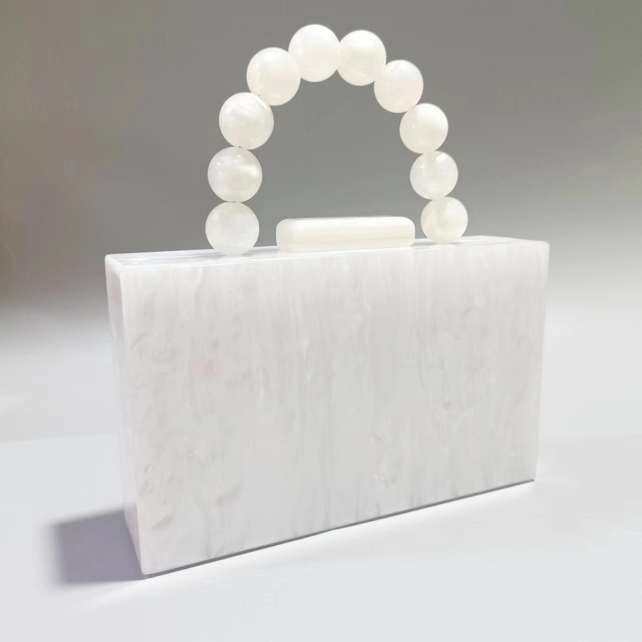 Elegant Women s Foreign Trade New Pearl Acrylic Evening Dress Bag trend trend Designer Bag Beaded Wrist Handheld Wedding Dress Bag