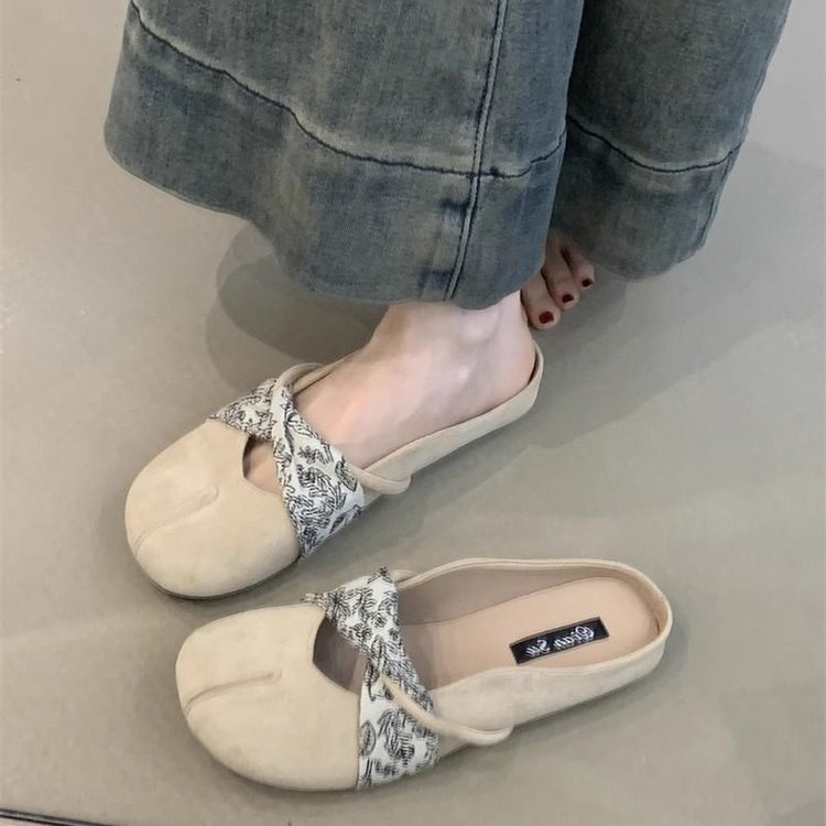 Forest Style Artistic Designer Half Slippers for Women 2025 Spring Summer Outdoor Slip-On Lazy Flat German Training Shoes