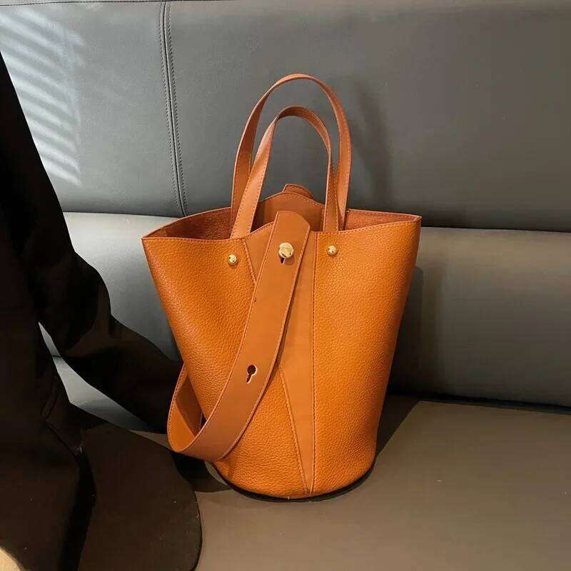 Fashion 2025 Trending Brand Designer Female Handbags Solid Bucket Bag For Women Crossbody Shoulder Bags Totes