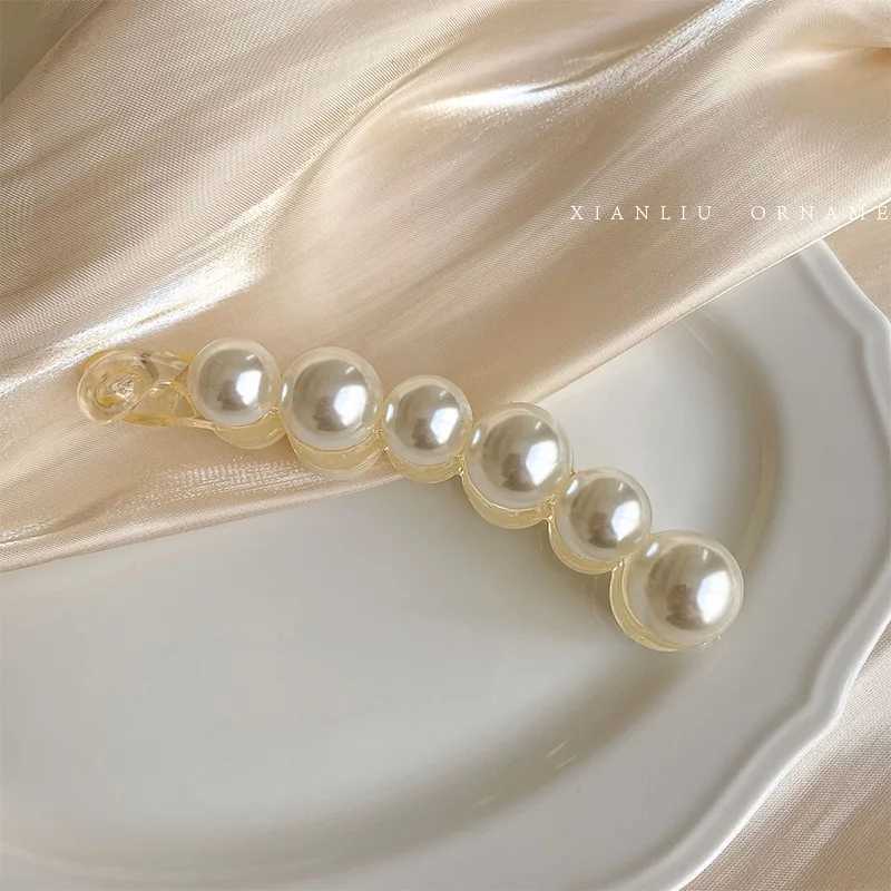 Temperament Korean word clip headdress ins pearl banana clip vertical clip ponytail hairpin simple style hair accessories Y250707
