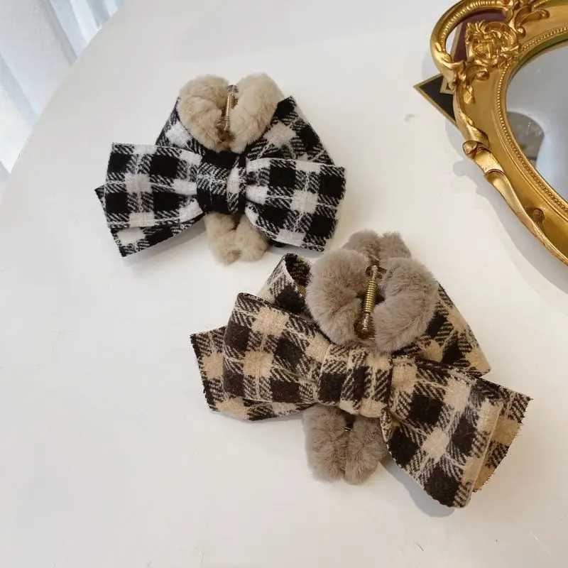 1pc Autumn/Winter Plush Grab Clip South Korea Dongdaemun Checkered Bow Hairpin Female Hairpin Large Shark Clip Female Z250707