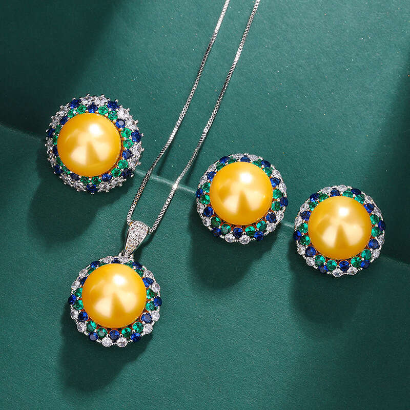 Three-Piece Set Australian Mother-Of-Pearl Necklace Sier Needle Tahitian Pearl Stud Earrings With Emerald Zircon Ring 691