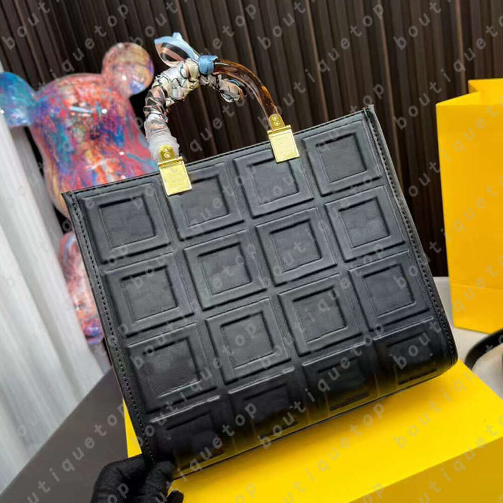 Designer bag totebag shoulder F bag crossbody bag new style TOP quality bag tote bag handle Fashion findi bag women bag hand gendi bag Luxury leather Shopping bags 518