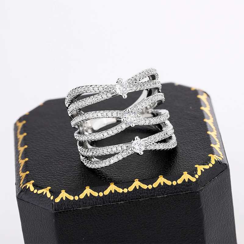 Exaggerated Geometry AAAA Zircon Jewelry High Quality Full Diamond Womens Ring Fashion Wedding Jewelry Silver Rings XJ250707