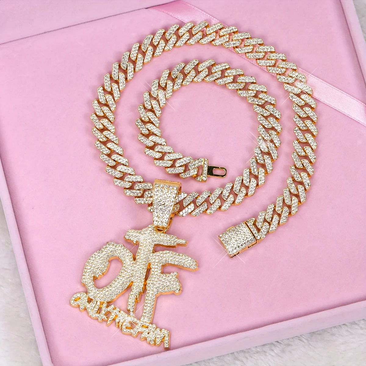 Personality Simple Hip Hop Iced Out Letter OTF Pendant Cuban Chain Trend Rap Fashion Womens Jewelry Gifts 250707