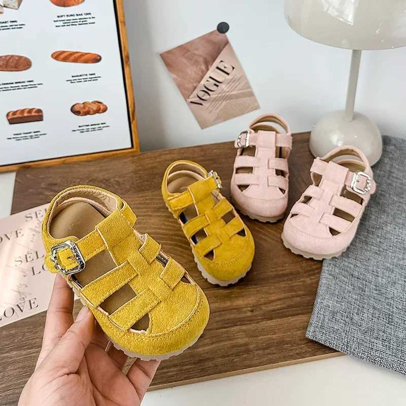 Fashion New Girls Hollow-out Sandals Summer Outdoor Kids Beach Shoes Anti-kick Casual Children Simple Roman Sandals Woven Style R250707