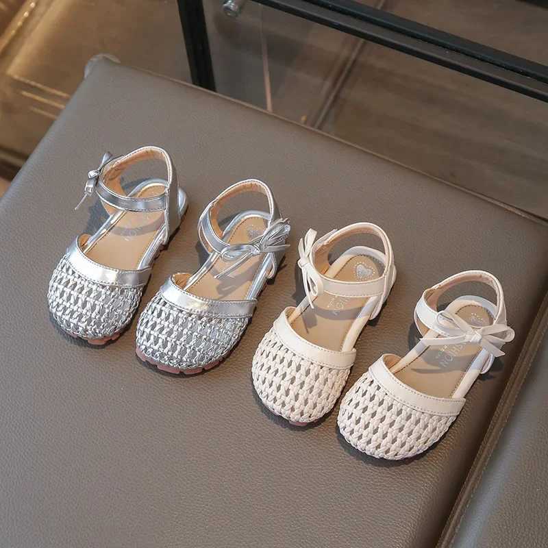 Kids Girls Woven Sandals Summer New Childrens Fashion Hollow Princess Sandals Soft-soled Beach ShoesR250707