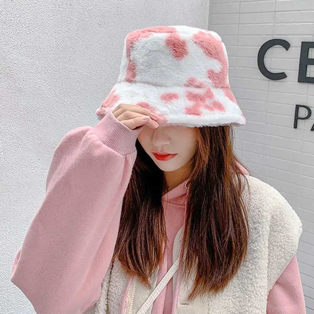 Winter Bucket Hat Womens Fashion Milk Cow Grain Panama Warm Hats Female Vintage Faux Fur Fisherman Cap Hats For Women Casual Y250707