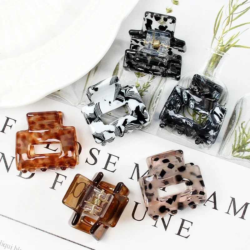 Acetate Mini Square Hollow Hairpin Crab Claw Clip Womens Hair Clips Girls Barrettes Bath Bundle Hair Accessories Y250707
