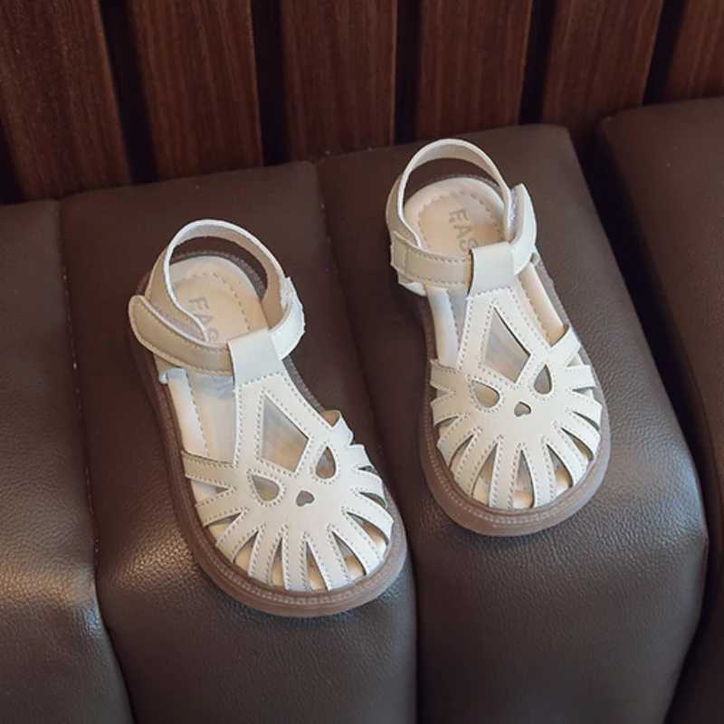 2024 Childrens Sandals Summer Girls Princess Toe Wrapped Flat Sandals Fashion Solid Color Kids Casual Cut-outs Non-slip Sandals R250707