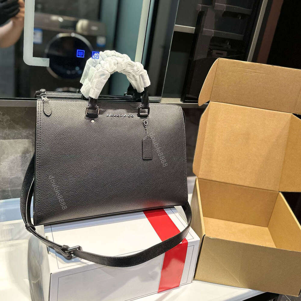 High Quality Man's Black cowhide Briefcase Classic Designer genuine leather Messenger Bag Handbag Versatile Leather Crossbody Bag Office Commuter Shoulder Bag