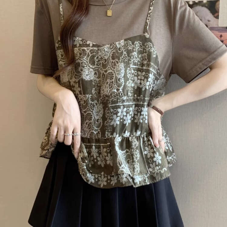 Plus Size Fake Two-Piece Camisole Round Neck Short Sleeve Women's Summer Design Loose Slimming Elegant Floral Top B5