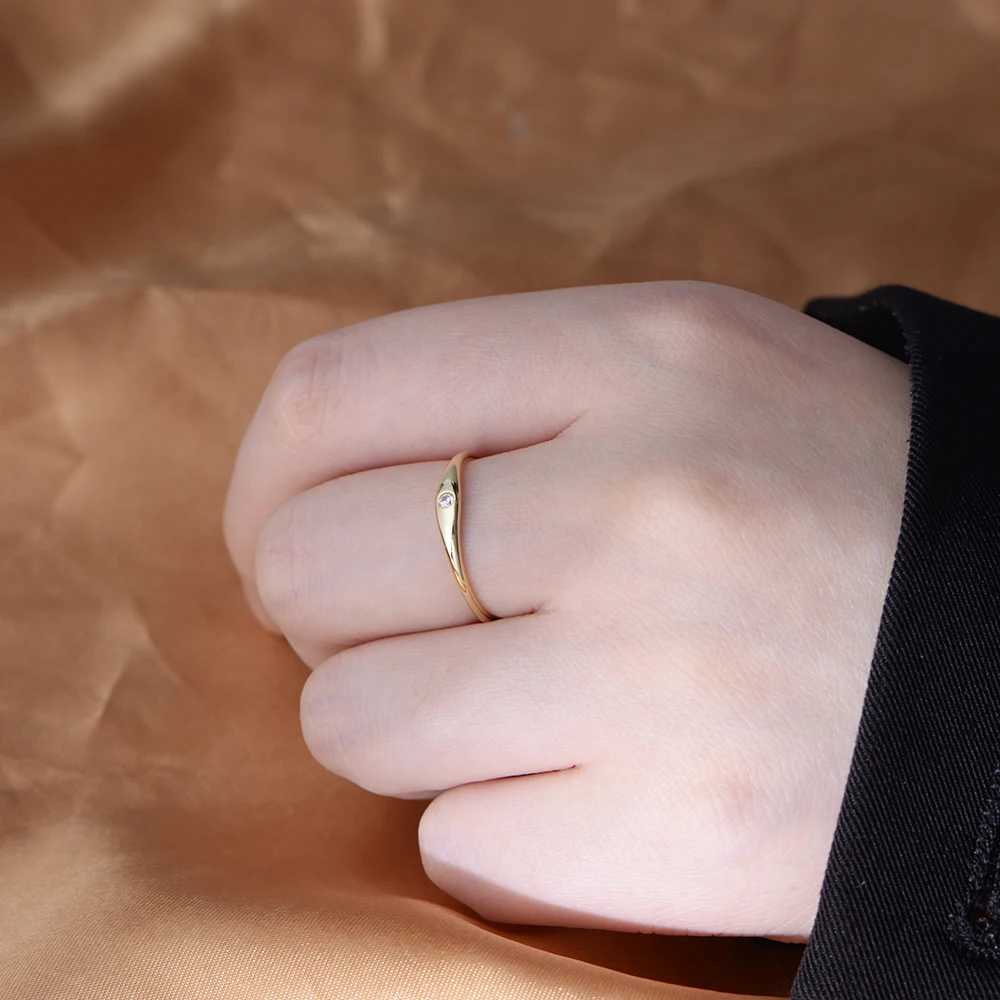 Simple Fashion Sterling Silver 925 Jewelry Ring Fine Rings Plain Single Zircon Finger Rings Jewelry Women Gold Plated XJ250707