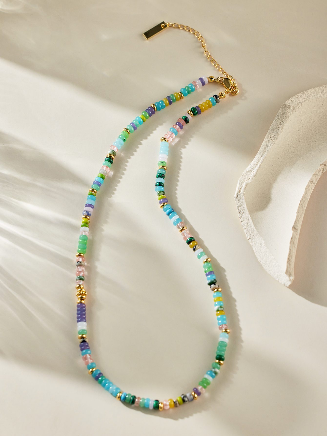 New senior sense of light luxury niche colorful colorful collarbone chain handmade beaded necklace jewelry female TM0030