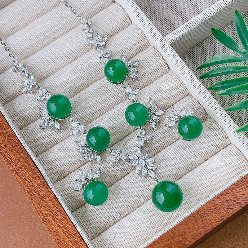 Autumn Winter New Jewelry Set Natural Imperial Green Chalcedony Evening Chain Earrings High-End Luxurious Versatile Women's 54E