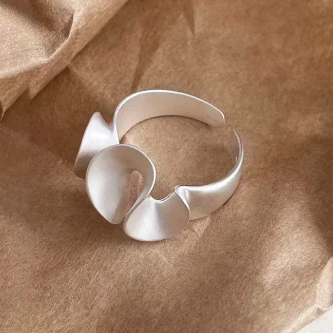 925 Sterling Silver Vintage Wave Flower Opening Rings for Women Minimalist Plant Fine Jewelry Light Luxury Accessories XJ250707