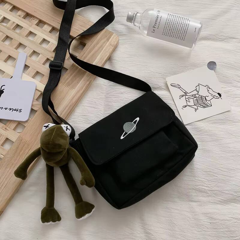 Casual Collage Student Messenger Small Canvas Shoulder Bag For Women Print Crossbody Bags Bolsas Sac ddmynov