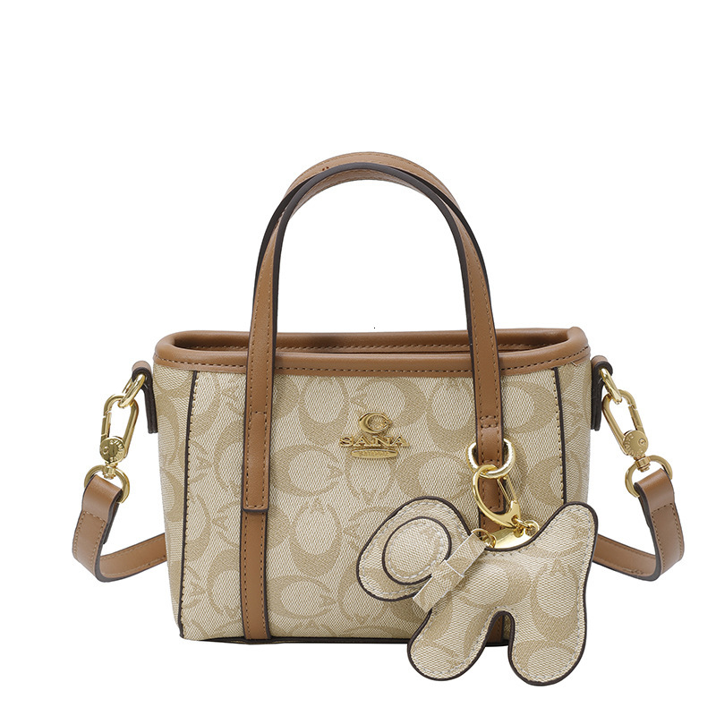 Designer High-End Feel for Women 2025 New Korean Version Handbag Printed Small Basket Versatile Stylish Shoulder Crossbody Light Luxury Women's B