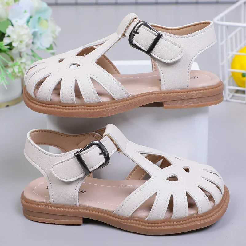 2025 Kid Sandals Cut-outs T-strap Hollow Children Princess Sandals for Girls Soft Sweet Classic High Quality Closed-toe Anti-kick R250707
