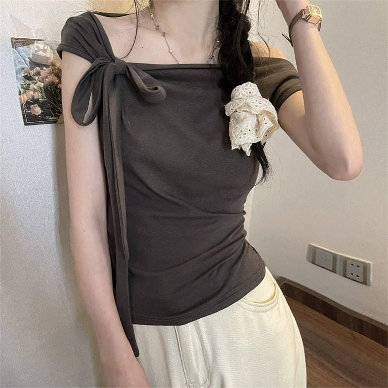 2025 Summer new women's T-shirt pure desire shoulder strap collar short sleeved women's T-shirt summer new slim fit top new designer T-shirt