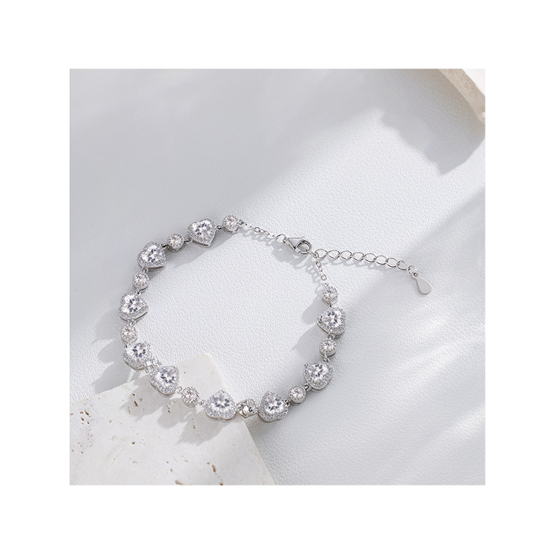 Fashion Simple Handmade Super Sparkle Geometric Zirconia Heart Bracelet TM0035