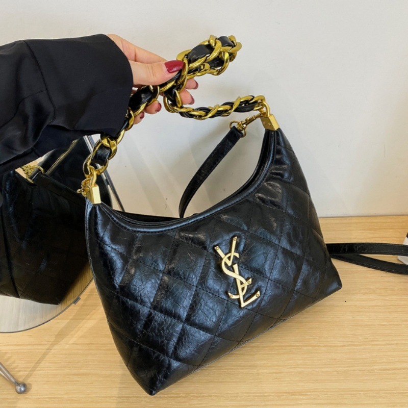 Designer 2025 New Small Chanel Style Diamond Chain Underarm for Women Korean Fashion Versatile Large Shoulder Crossbody Luxury Women's Bag