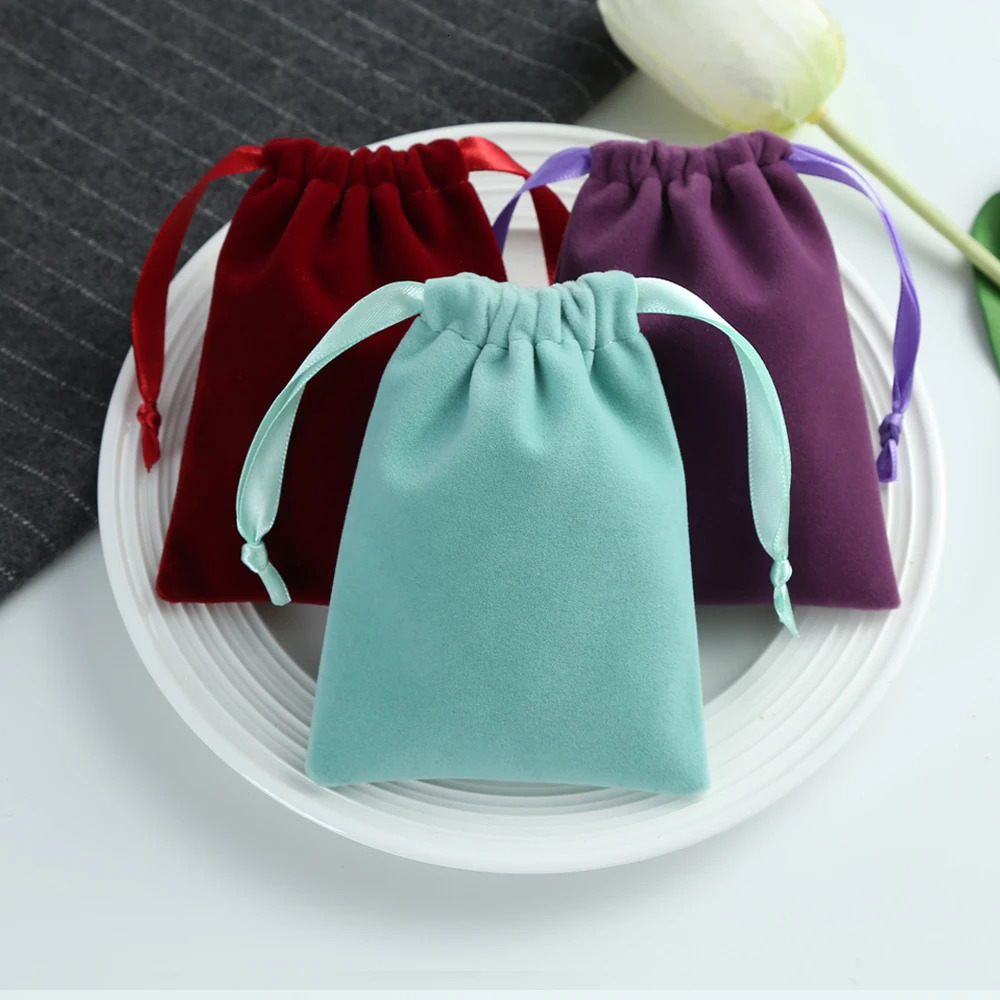 50 Velvet Jewelry Small Gift Bags Mini Size 7X9cm Drawstring Packaging Organizer Pouch For Girl Wedding Favor Candy Goodie Bag 250702