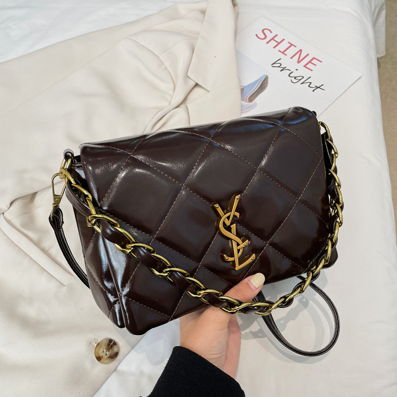 Designer Quilted Chain 2025 New Versatile Fashion Design Sense Small Square Underarm Trendy Women's Light Luxury Bag