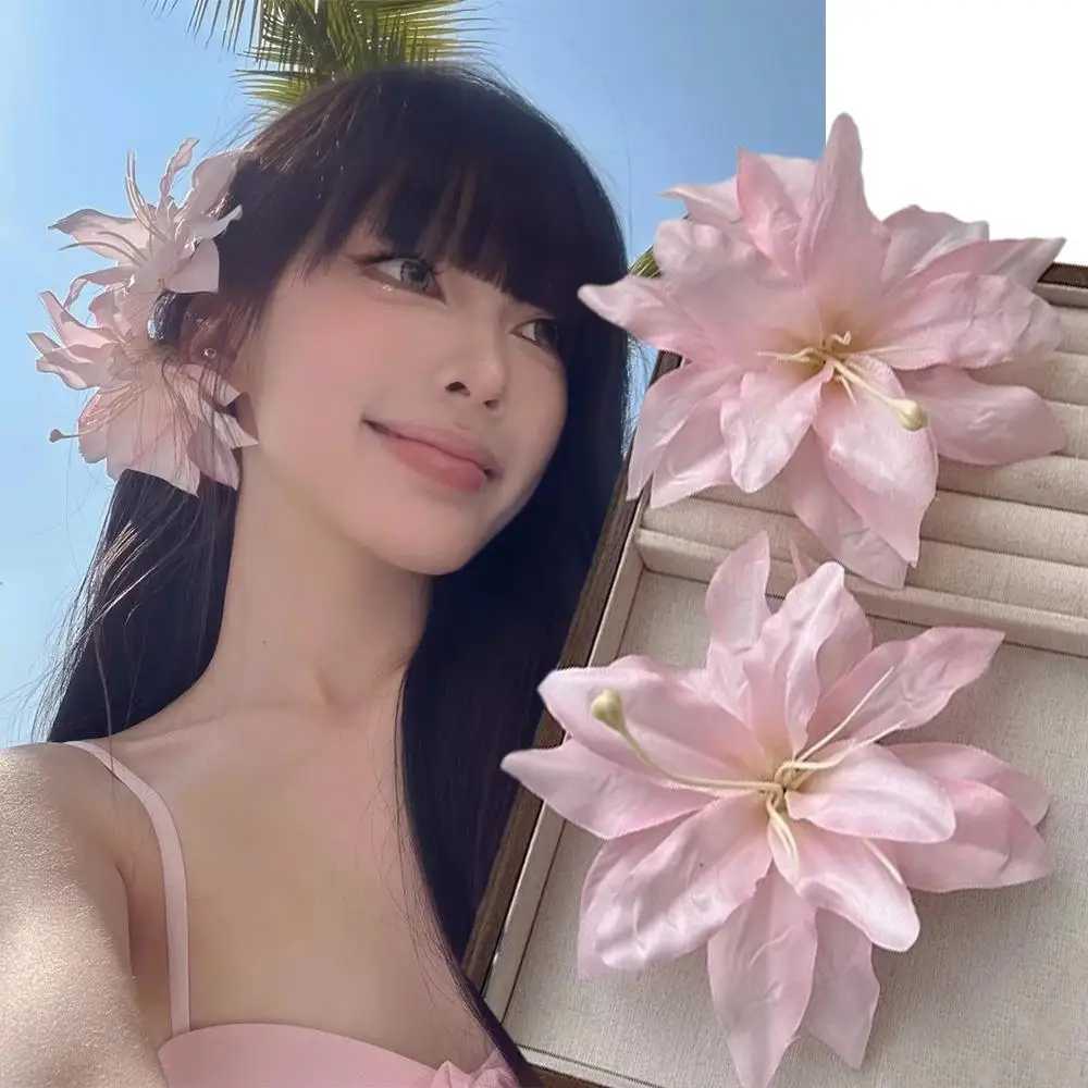 Bohemia Lily Flowers Hair Clips Multicolor Beach Hawaiian Big Flowers Hair Pins for Bridal Wedding Barrette Hair Accessories Y250707