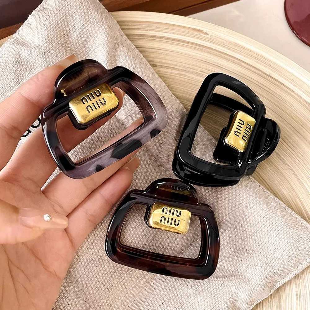 Leopard Print Hair Claws Clips Crab Clamps Women Girls Medium Geometric Square Ponytail Holder Hair Barrettes Hair Accessories Z250707