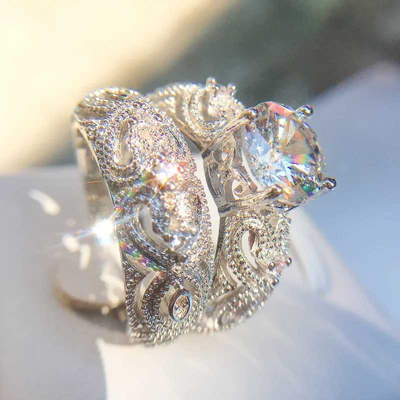 Fashion Luxury Female Crystal White Zircon 925 Sterling Silver Ring Wedding Bridal Sets Promise Engagement Rings for WomenXJ250707