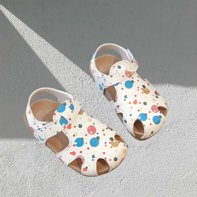 Boys Girls Cork Sandals Kids Casual Summer Shoes Child Slides Sandals Kids Toddler Closed-Toed Hollow-Out Beach Shoes Black Beige R250707