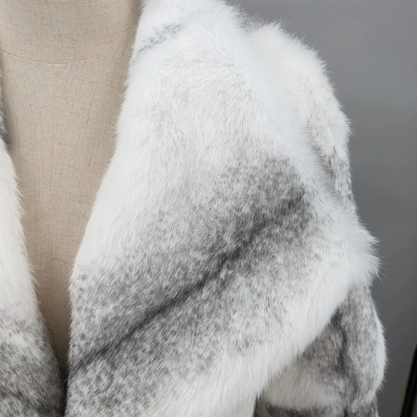 Winter long Jacket Women Natural Rabbit Fur A-line coat Thick Warm with Belt Outerwear Streetwear Casual big collar 240904 250703