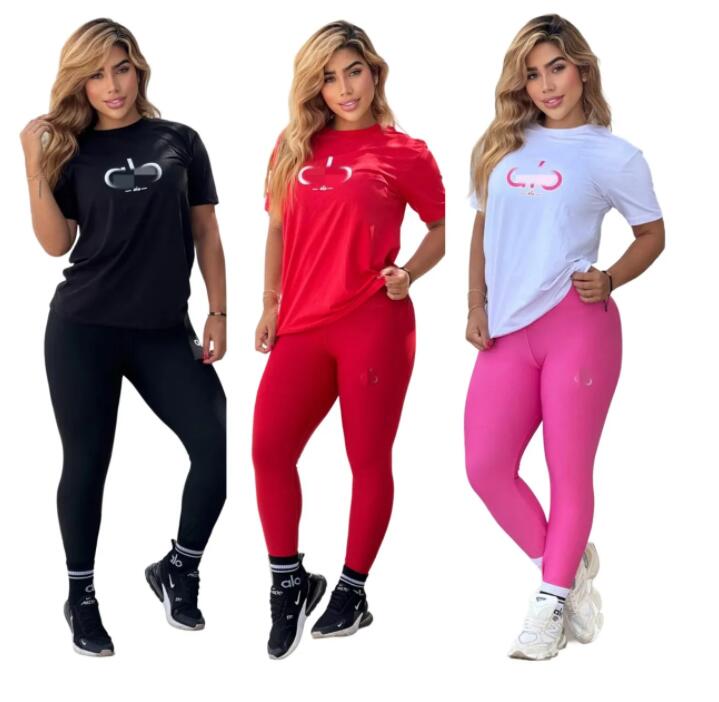 Designer Women Two Piece Pants Yoga Tracksuits Casual Short Sleeve T-shirt and Legging Sets