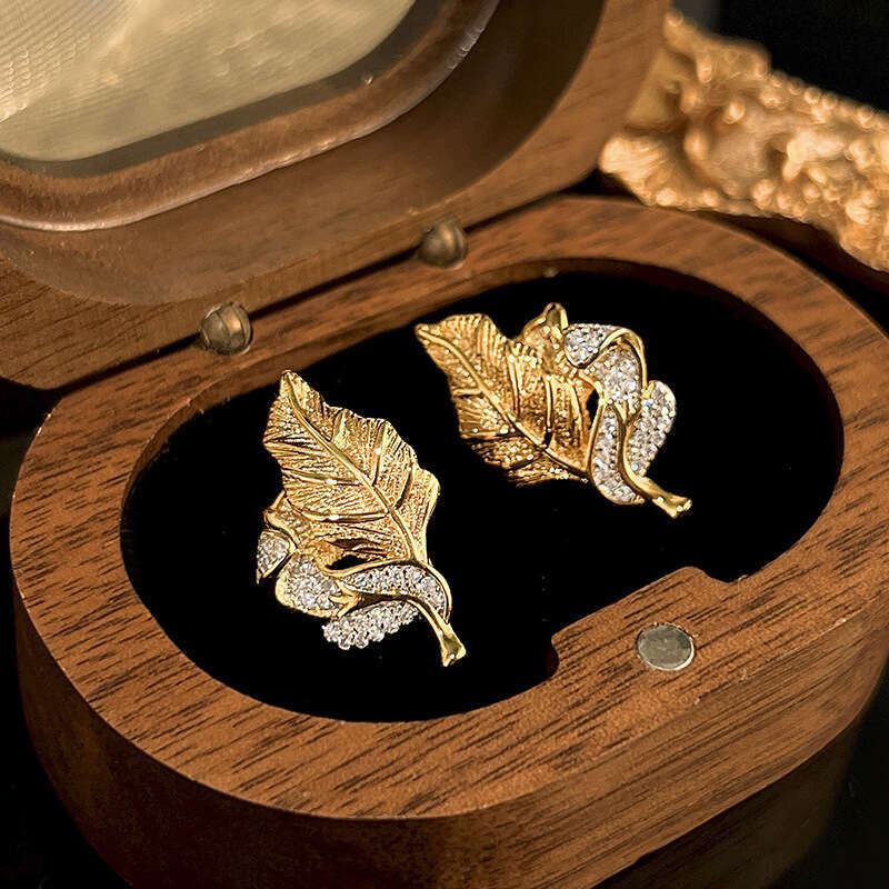 Jewelry Earrings Sier Needle Fashion Simple Niche Gold Leaf Versatile Women's Light 60A